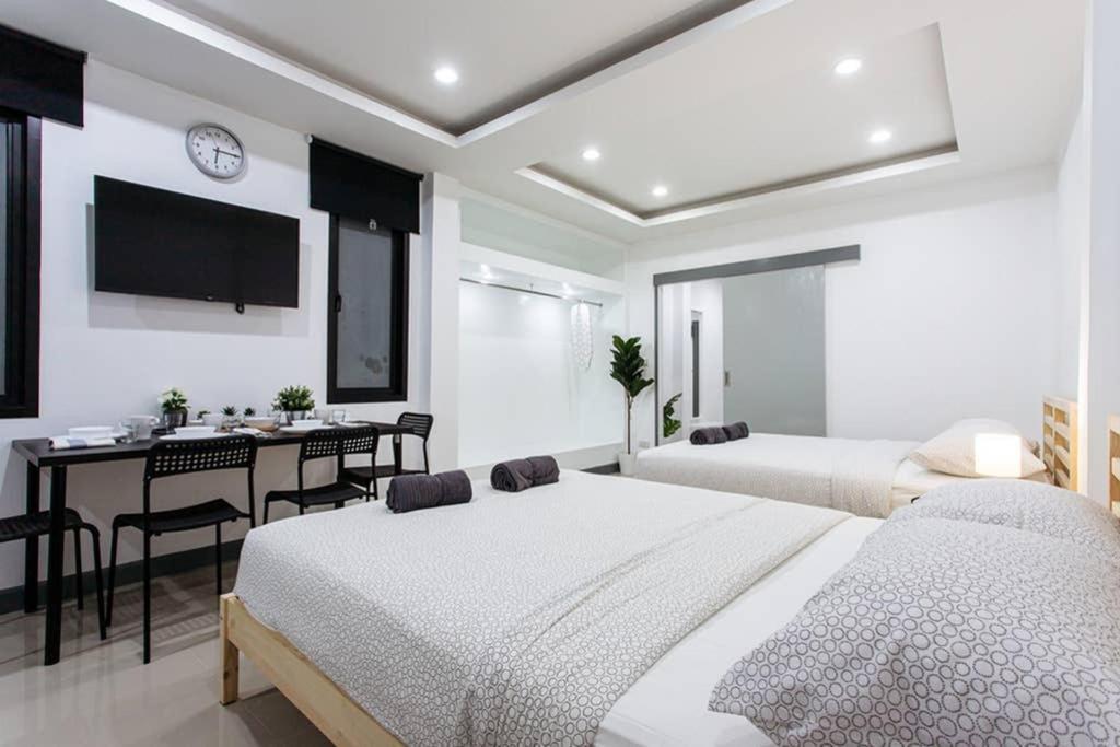 P2 Silom Large 2Beds Full Kitchen Wifi 4-6Pax Apartment Bangkok Luaran gambar